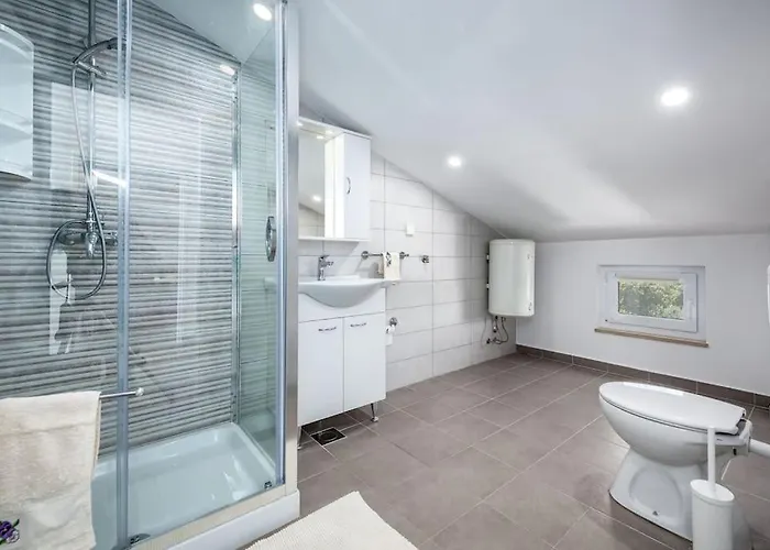 With Private Pool Appartement