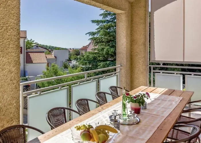 With Private Pool * Pula